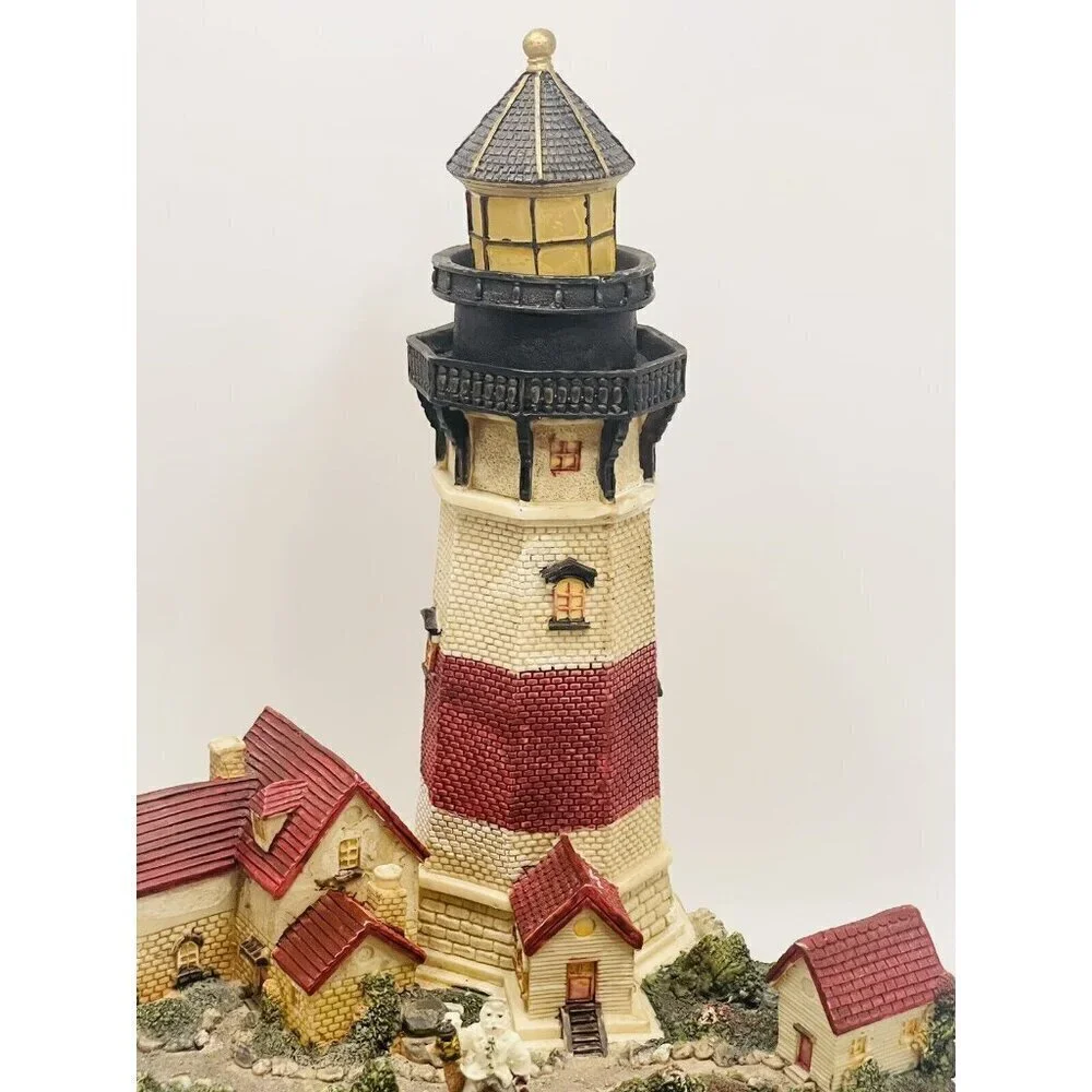 Lighthouse Reef Tabletop Decor 12” Music Box New England Keeper Harbor Cape READ